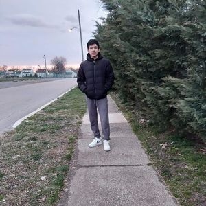 Meet your Posher, Henry